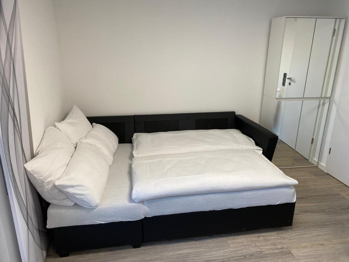1,5 Zimmer Apartment In S-Bahn Naehe, 35 Qm, Max 4 Pers, Zentral, Private Terasse, Internet 250 Mbit Gärtringen Exterior foto