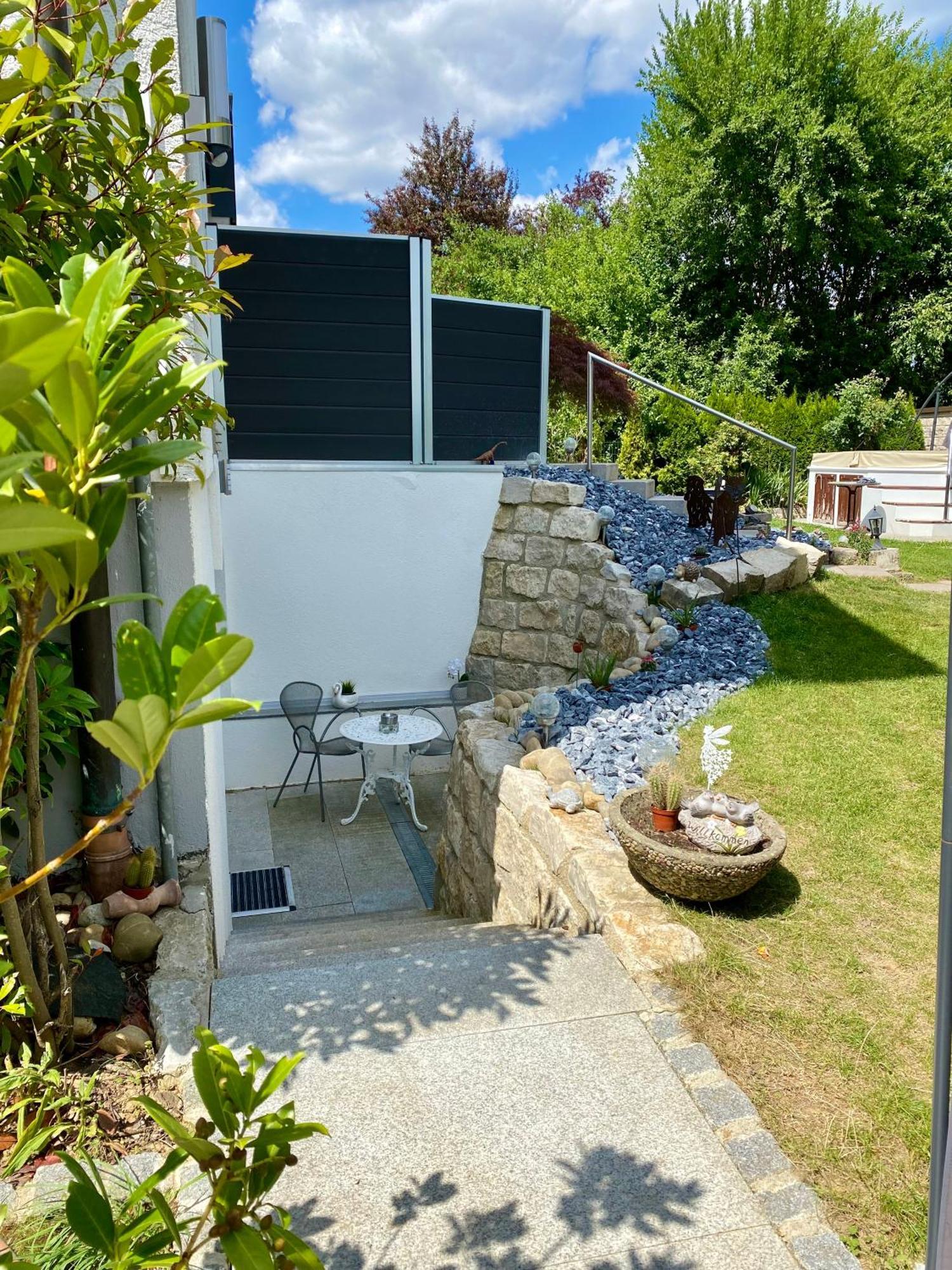 1,5 Zimmer Apartment In S-Bahn Naehe, 35 Qm, Max 4 Pers, Zentral, Private Terasse, Internet 250 Mbit Gärtringen Exterior foto
